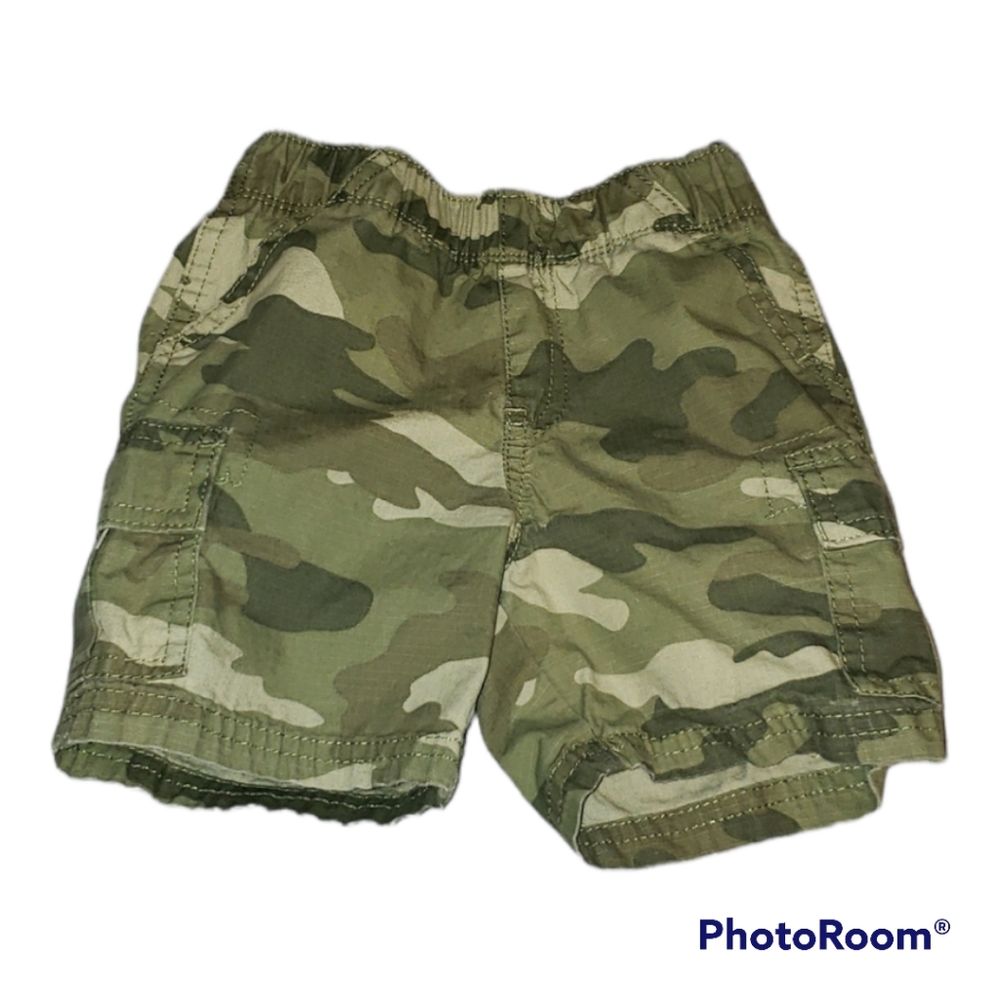 Children's Place Camo shorts, Size 18-24 months